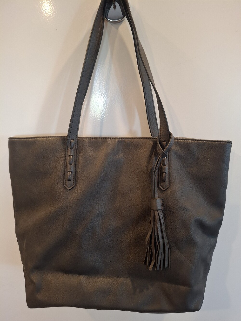 Bueno Black Leather Tote with Tassel